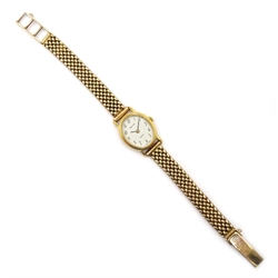  Ladies quartz wristwatch on gold strap, hallmarked 9ct  