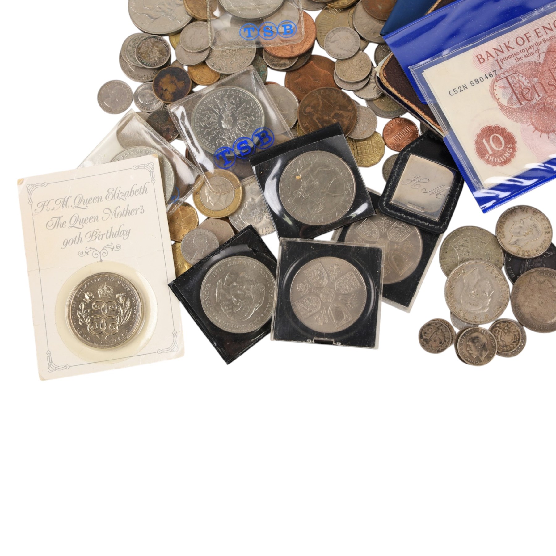 Mainly Great British coins, including approximately 19 grams of Great British pre-1920 and approximately 58 grams of Great British pre-1947 silver coins, keyring with silver panel, commemorative crowns, banknotes, etc