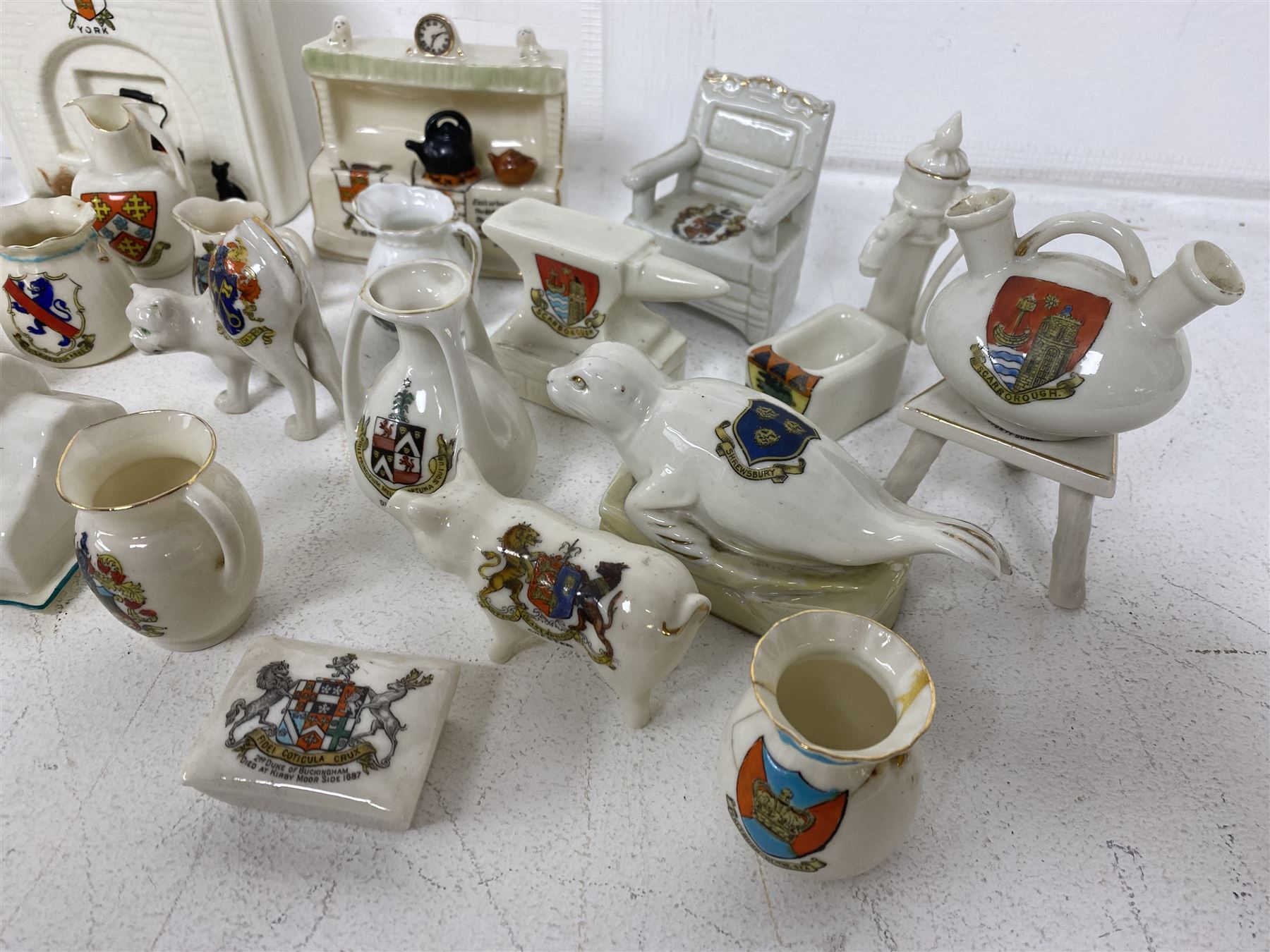 Collection of crested ware ceramics and similar, including items by W.H.Goss, Arcadian, Willow Art, etc 