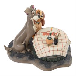 Disney Classics Collection Lady and The Tramp figure group 'Bella Notte' with stand, boxed with one certificate of authenticity