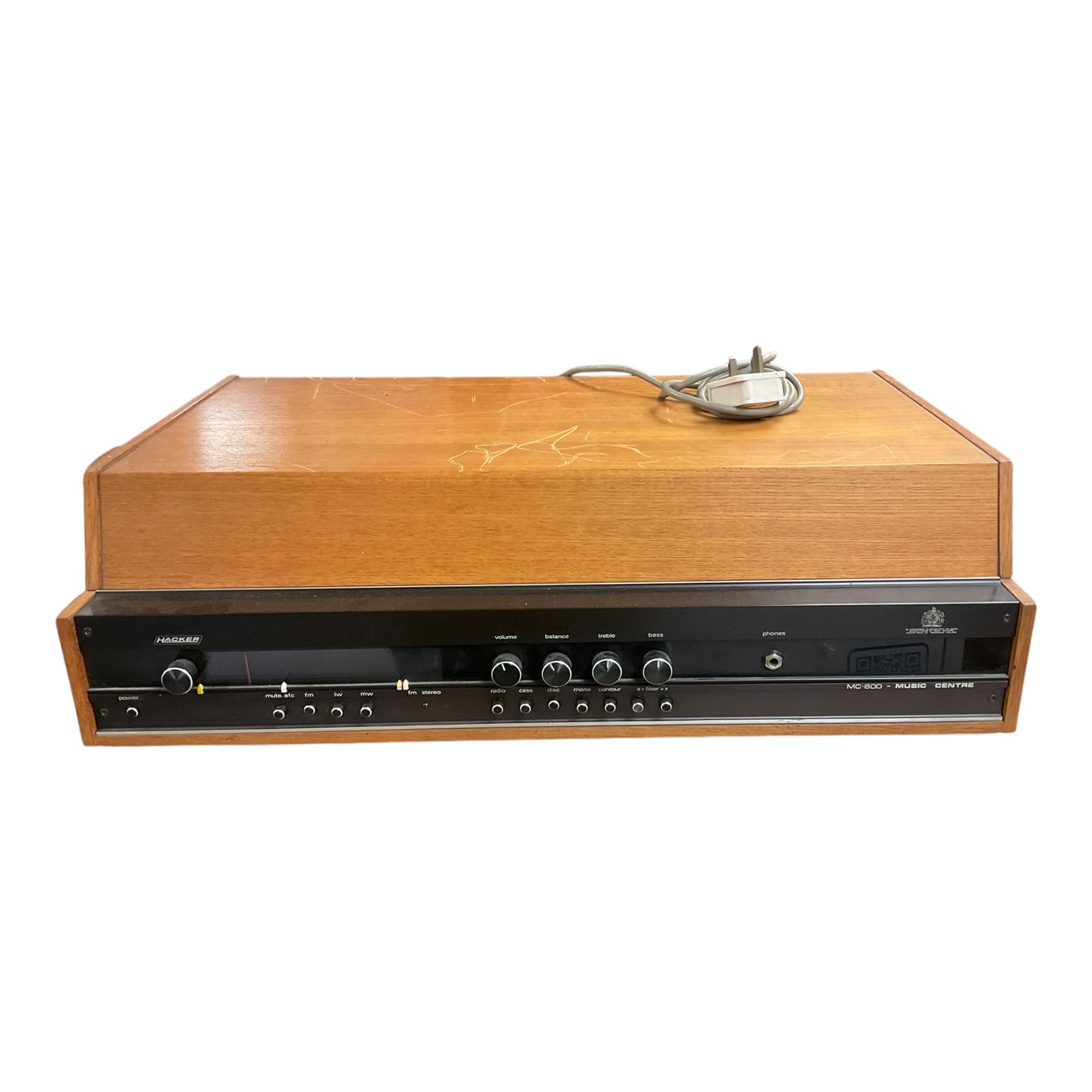 Hacker Hunter radio, MC.600 music centre and a pair of Hacker speakers 