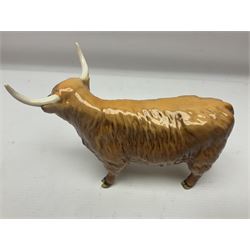 Beswick Highland family group, comprising bull 2008, cow 1740, and calf 1727D