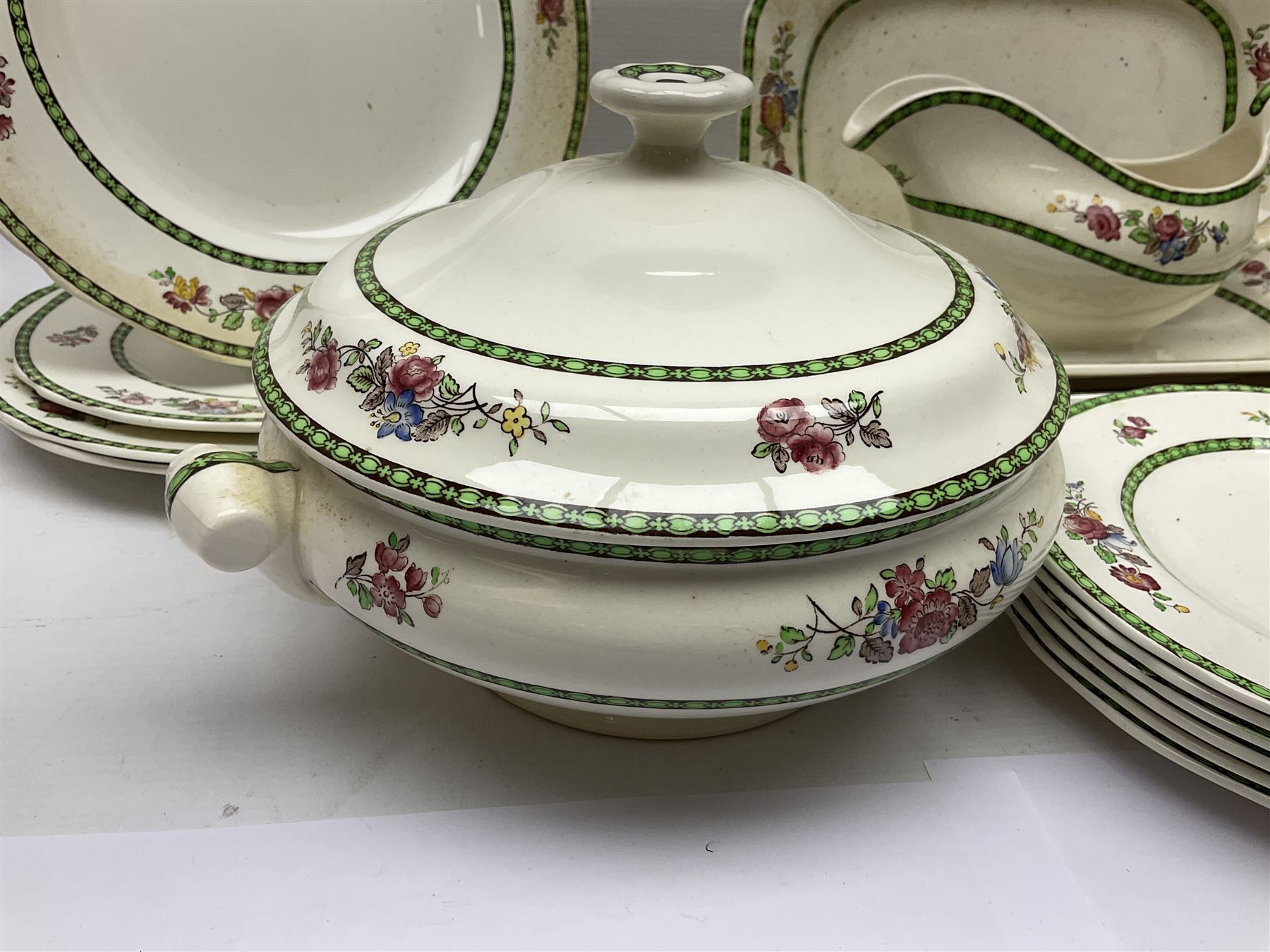 Copeland Spode, Spode's Glory pattern part dinner service, comprising two covered tureens, six dinner plates, six side plates, six dessert plates, sauce jug, three serving dishes of various sizes   