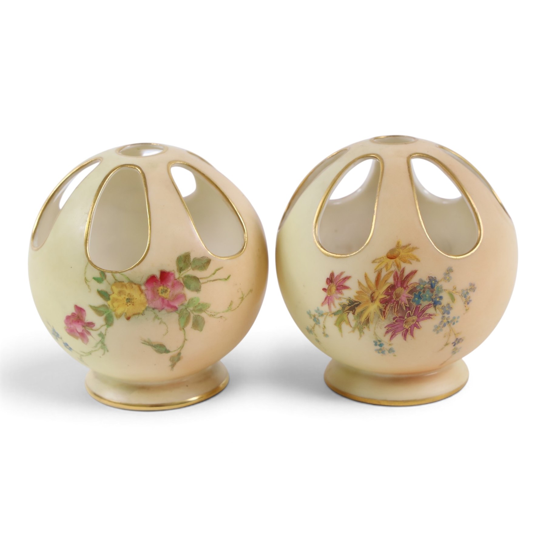 Royal Worcester blush ivory, including pot pourri with pierced cover, scent bottle, pair of bud vases and pair of open pot pourri, vases H12cm