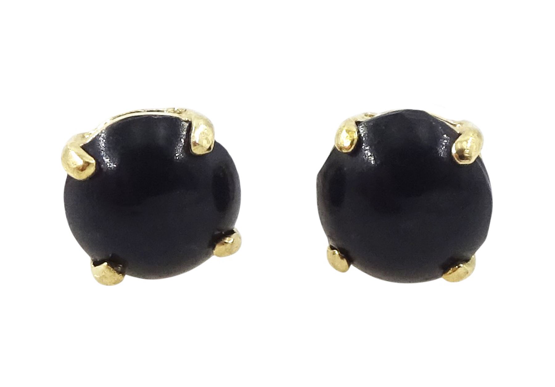 Pair of 9ct gold jet stud earrings