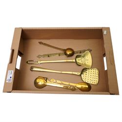 3 antique brass chestnut roasters, 2 ladles and a toasting fork