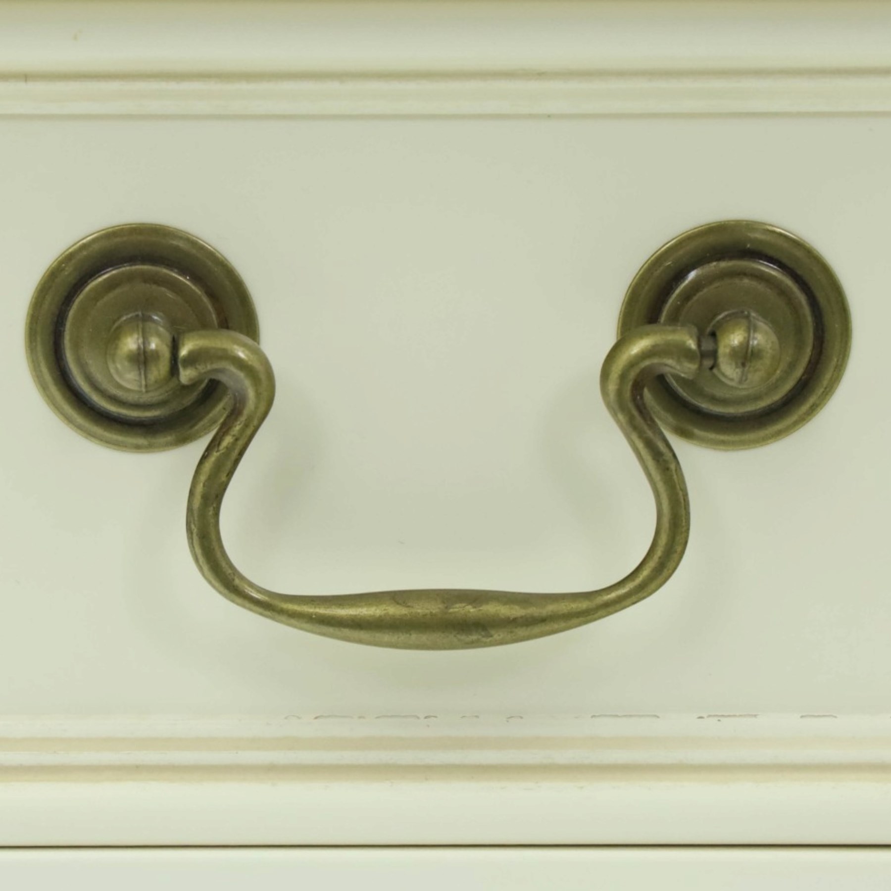 Laura Ashley - 'Clifton' bedside chest, fitted with three graduating drawers flanked by half-canted pilasters, raised on turned feet, in ivory finish
