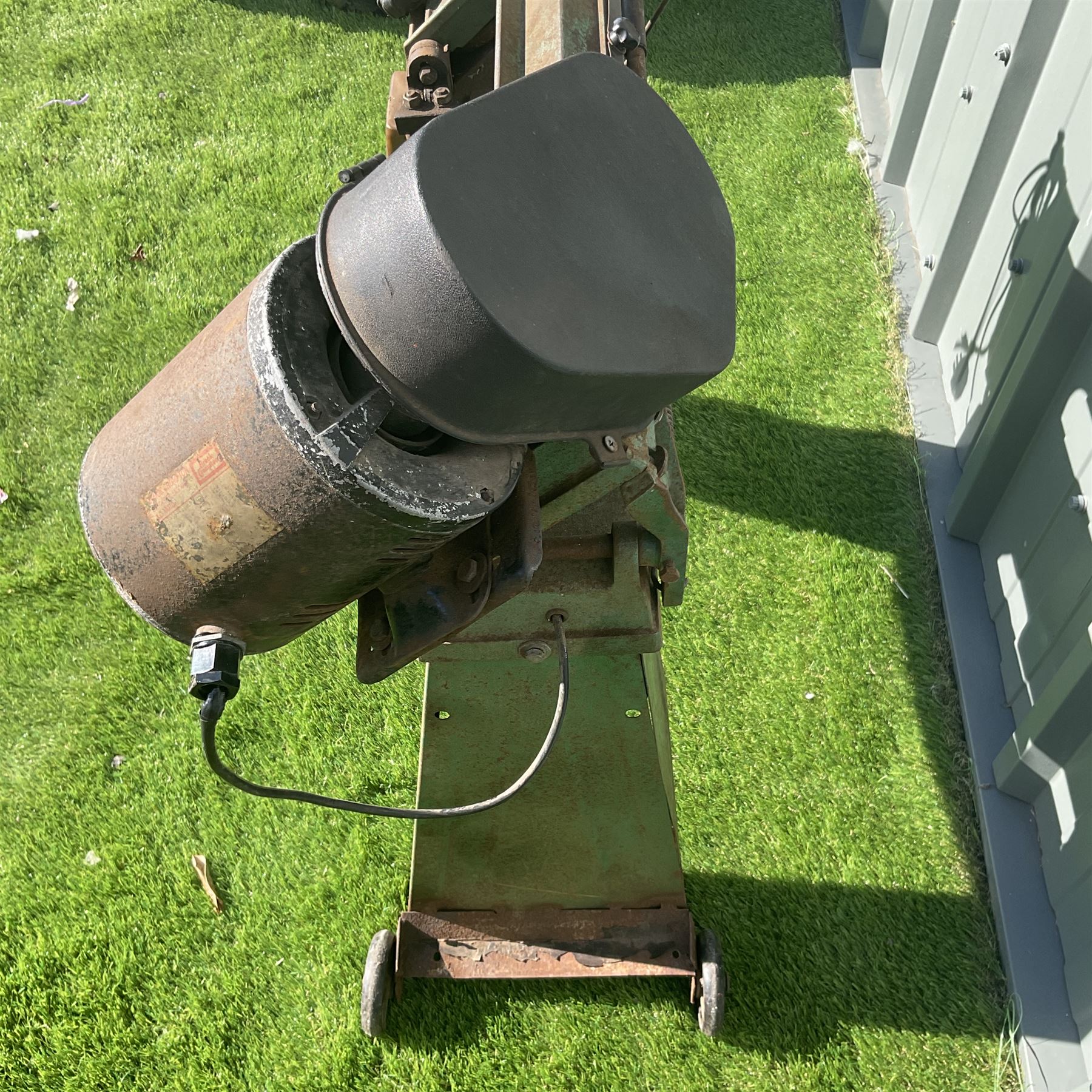 “Nutool BS412”, metal cutting bandsaw - THIS LOT IS TO BE COLLECTED BY APPOINTMENT FROM DUGGLEBY STORAGE, GREAT HILL, EASTFIELD, SCARBOROUGH, YO11 3TX