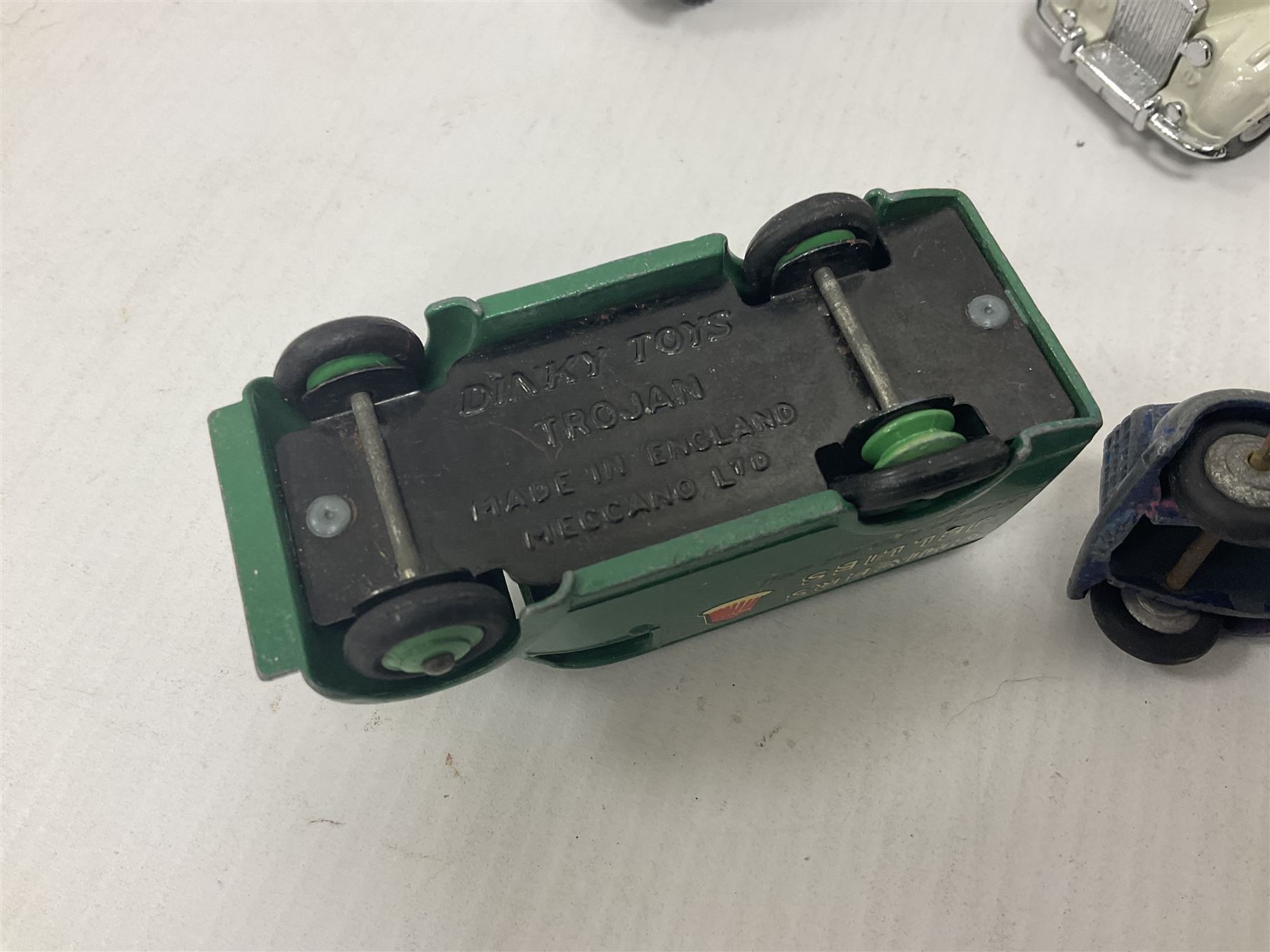 Dinky/Corgi - Dinky Bedford 10cwt Van ‘Kodak’ no.480, boxed; Corgi Bentley Continental Sports Saloon no.224 in replica box; along with further loose, playworn and repainted models to include Dinky Rolls-Royce Silver Wraith and Phantom V models etc 