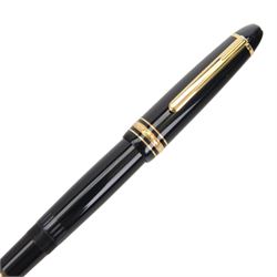 Montblanc Meisterstuck fountain pen, with 14ct gold nib, in case