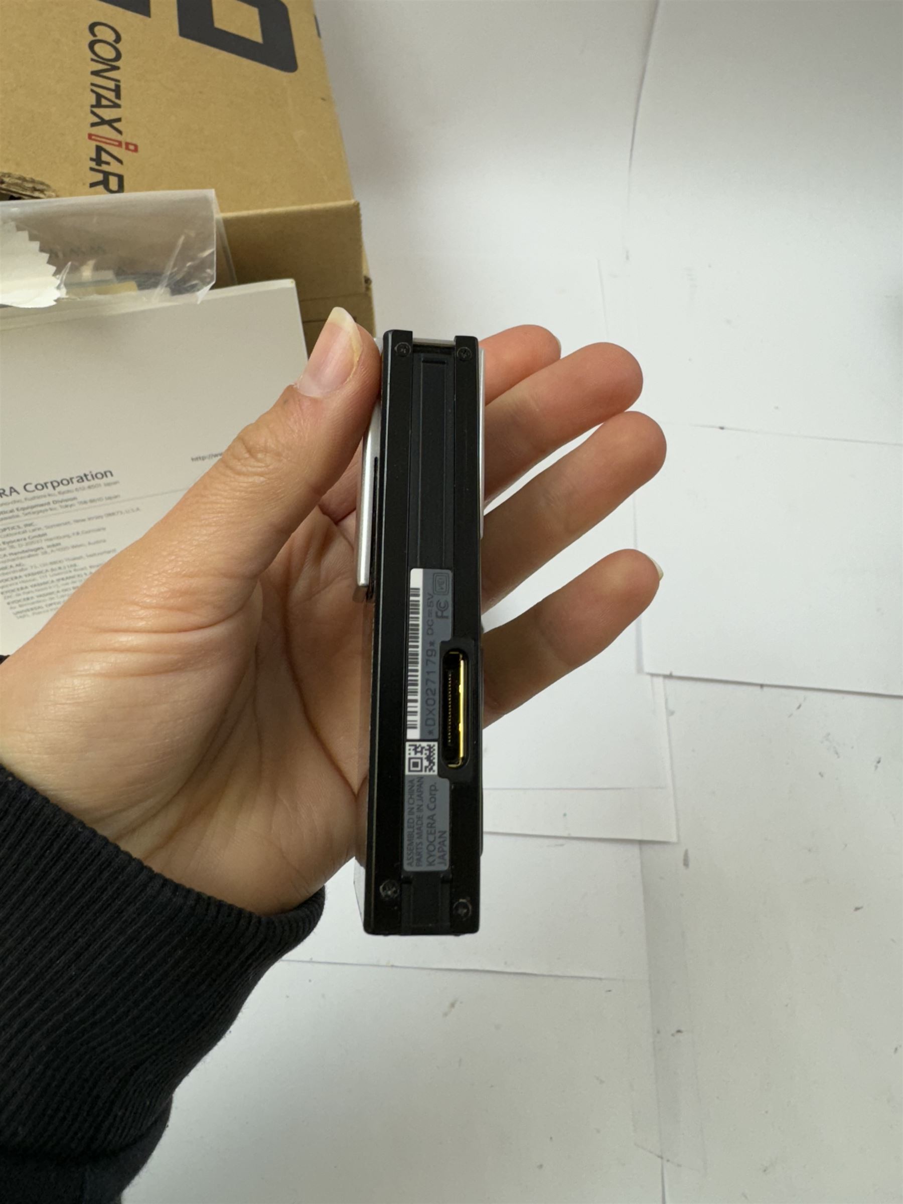 Contax i4R T* Digital Compact Camera, circa 2004, serial no. DX027179, with charger, boxed 