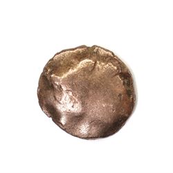 Iron Age Corieltavi Tribe Gold Stater ‘Five-Pellet Domino’ type c.50–10 BC, abstract horse right with pellets and devolved motifs below five clear pellets in rectangular frame above, trace of design to reverse, excessively rare five-pellet variety of the rare Domino series - likely a late recut of the standard four-pellet reverse die with an extra pellet added
Provenance: Found near Lelley Hull East Riding of Yorkshire by metal detector