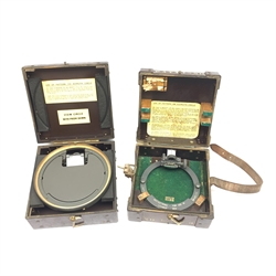 WW2 period Pattern 1152 Azimuth Circle navigation instrument, serial no.10819.H. in paxolin type case; and Pattern 1880 Azimuth Circle, serial no.6870.H. in associated case bearing label 'AFT' (2)