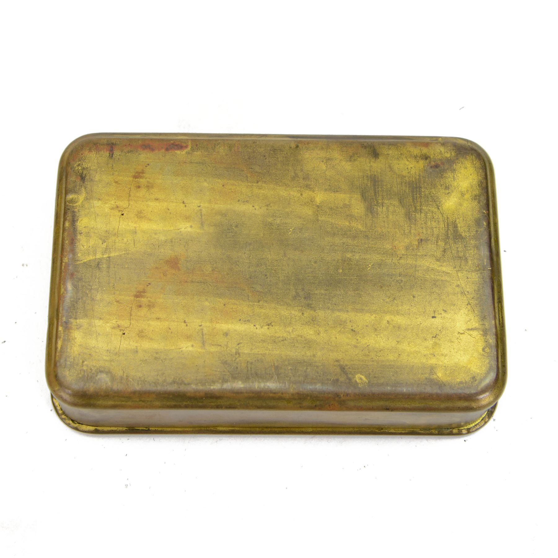 WWI Princess Mary 1914 Christmas tin, containing original cigarettes and tobacco, with Christmas card and photograph 