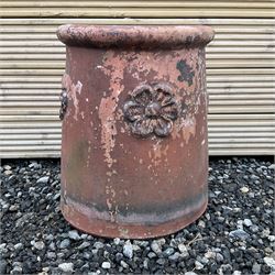 Terracotta chimney pot decorated with rose head motifs - THIS LOT IS TO BE COLLECTED BY APPOINTMENT FROM DUGGLEBY STORAGE, GREAT HILL, EASTFIELD, SCARBOROUGH, YO11 3TX