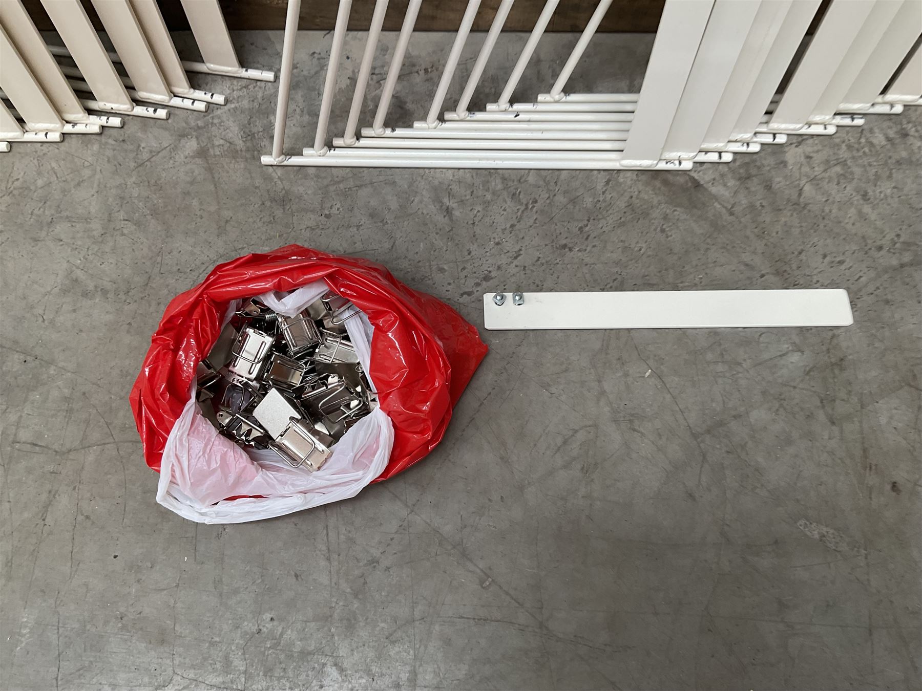 Commercial wall hanging rug display rack