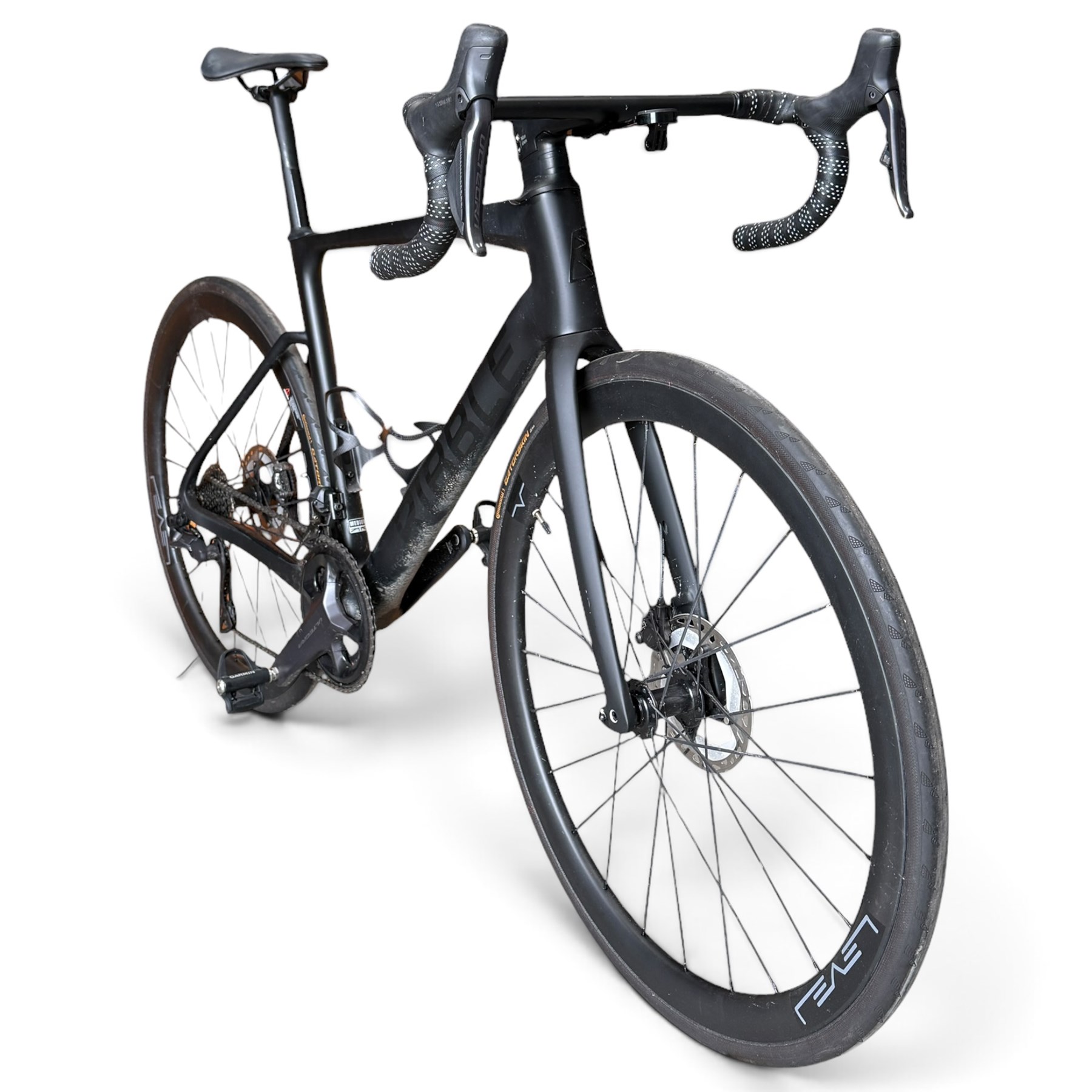 Ribble - Endurance SLR carbon bicycle, electronic gears, Garmin rally pedals, continental tyres, Shimano brakes, 2x12-speed, medium