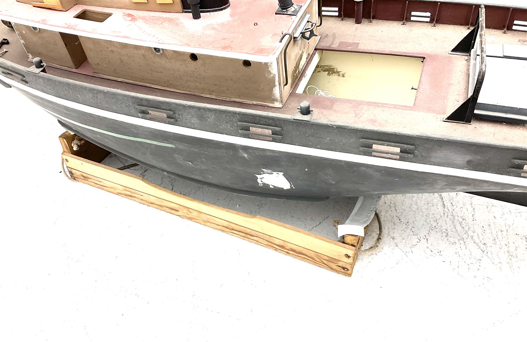 Large model of the tugboat 'Dhulia' on a wooden stand L144cm, together with a box of additional parts and plans