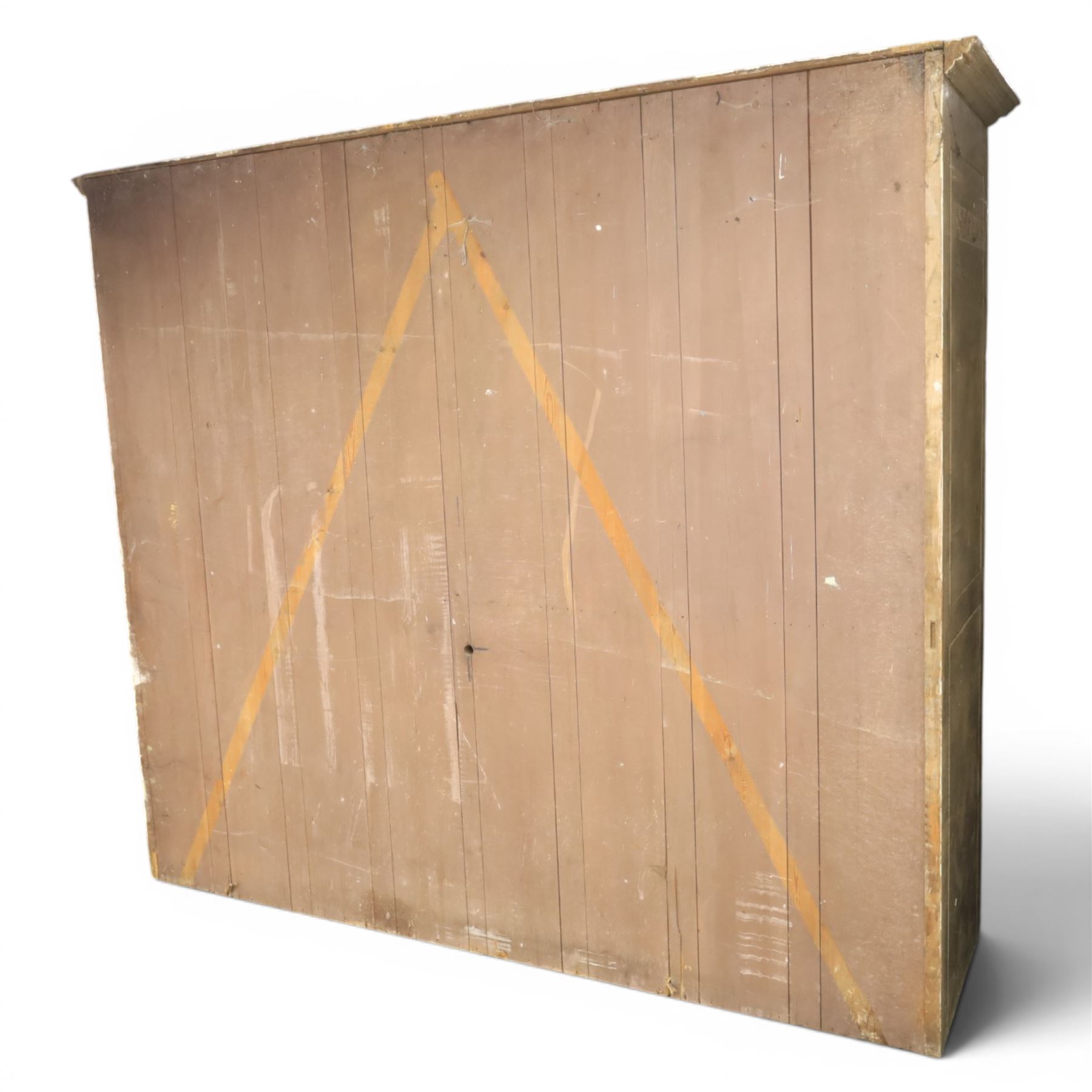Large Georgian painted pine housekeepers cupboard, projecting cornice with four sets of twin cupboard doors with shelving enclosed