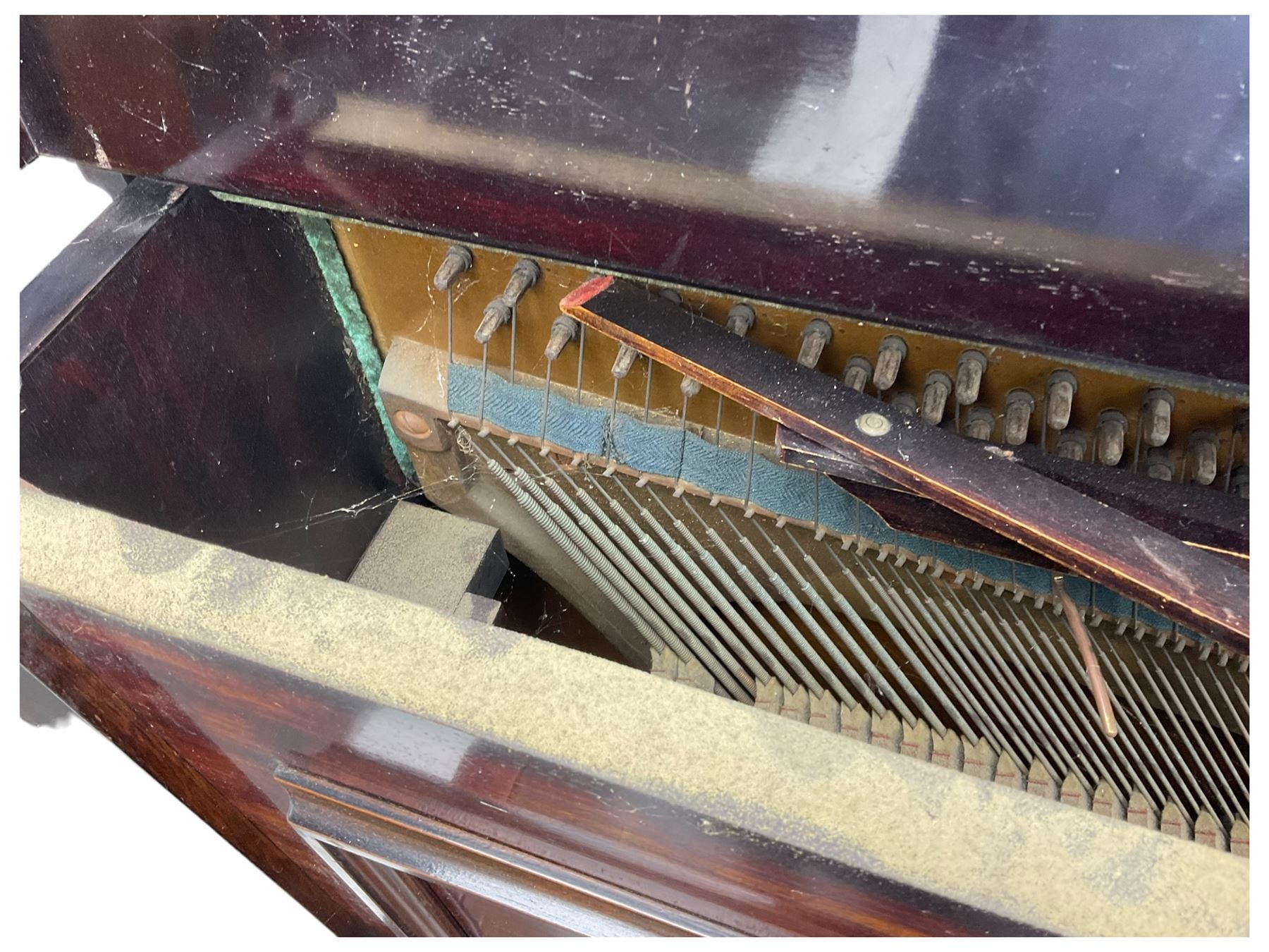 Cottam - Early 20th century (1920's) mahogany cased upright piano, with an overstrung frame and overdamper action, 85 notes A-A (seven octaves).