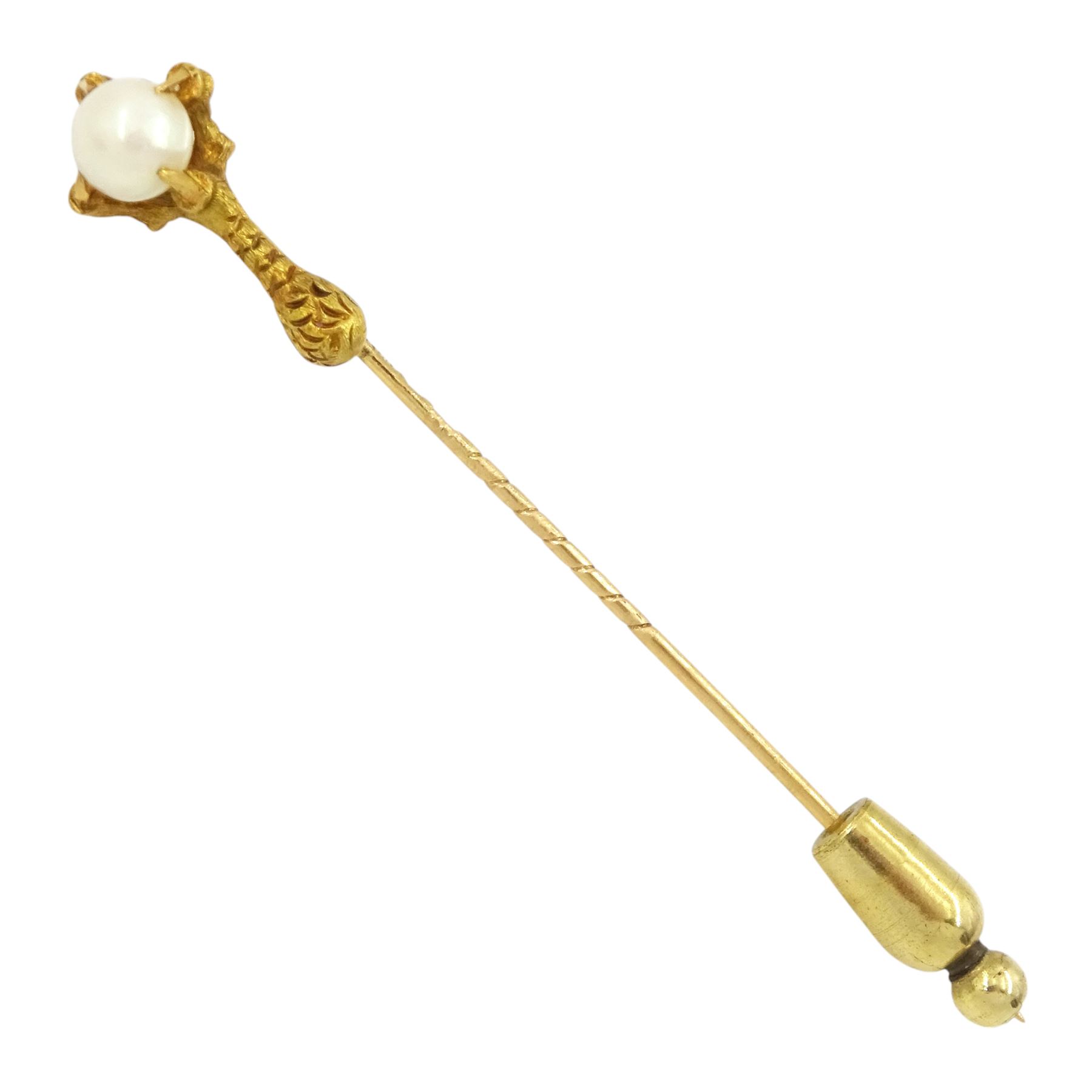 Swedish 18ct gold eagle talon claw stick pin set with a single cultured pearl, hallmarked