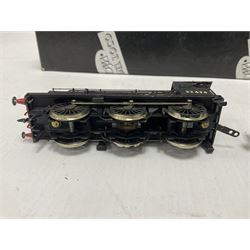 ‘00’ gauge - two kit built steam locomotive and tenders comprising Class 0395 Jumbos 0-6-0 no.30566 finished in BR black; Class C2X Large Vulcans 0-6-0 no.32434 finished in BR black; both with DJH Models boxes (2) 