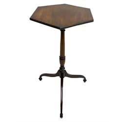 Fine Georgian design mahogany pedestal table, hexagonal top with reeded moulded edge, raised on a slim turned vasiform column with splayed tripod base and spade feet
