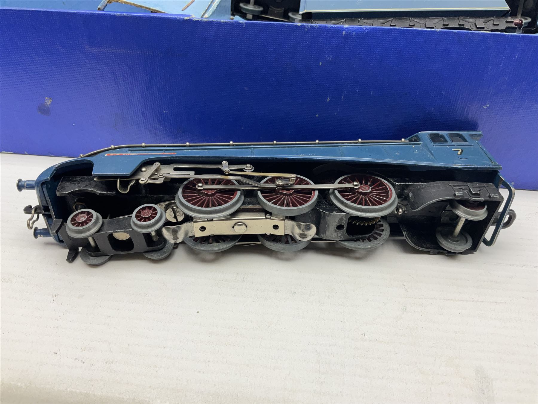 Hornby Dublo - 3-rail EDP1 electric train set with Class A4 4-6-2 locomotive 'Sir Nigel Gresley' No.7 and tender in LNER Blue, two teak effect passenger coaches; quantity of track and controller; in fitted box with locomotive cover and paperwork