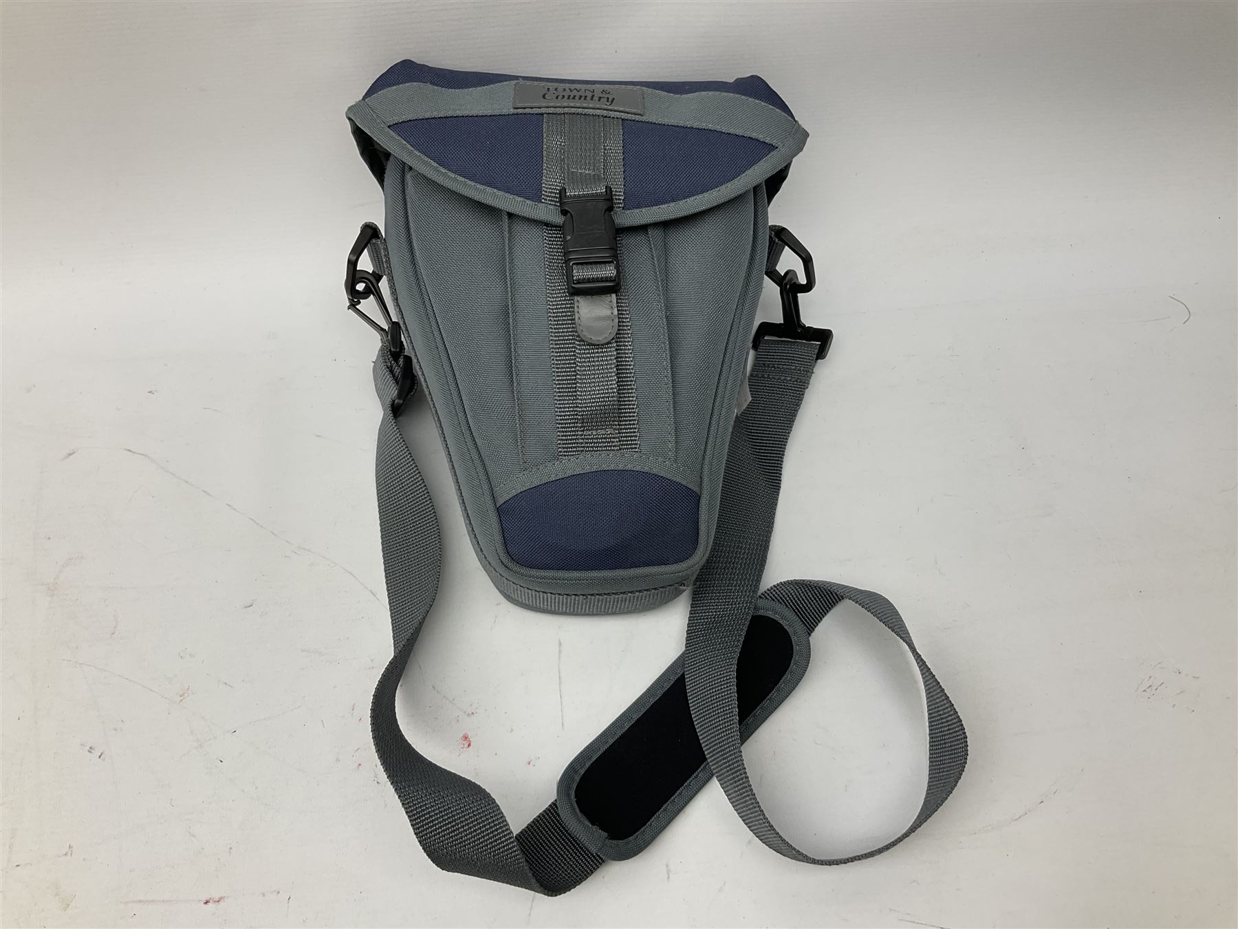 Canon EOS 300D Digital SLR in silver, with Canon 'Zoom Lens EF-S18-55mm 1:3.5-5.6', with soft shell bag and instruction manual