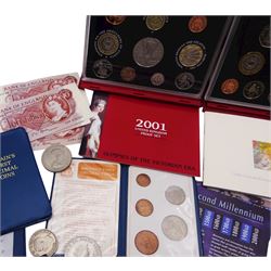 The Royal Mint United Kingdom 1998 and 2001 de-luxe proof sets both cased with certificates, 1999 'Millennium' five pound coin, two further five pound coins, 1995 two pound coin, commemorative crowns, two Bank of England one pound and two ten shillings notes, etc. 