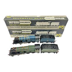 Wrenn '00' gauge - two Castle Class' 4-6-0 locomotives - 'Devizes Castle' No.7002 in GW Green; and 'Windsor Castle' No.4082 in BR Blue; both boxed with instructions (2)