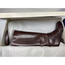 Collection of designer ladies shoes and boots, to include Donald J Pliner black court wedge, Stuart Weitzman over the knee stretch boots, Aquatalia Carmen boots, two pairs of Kurt Geiger ankle boots and Russel & Bromley Canterbury riding boots, various sizes, all in boxes (6)