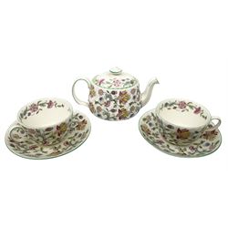 Minton Haddon Hall pattern tea set, comparing teapot, two tea cups and saucers (5)