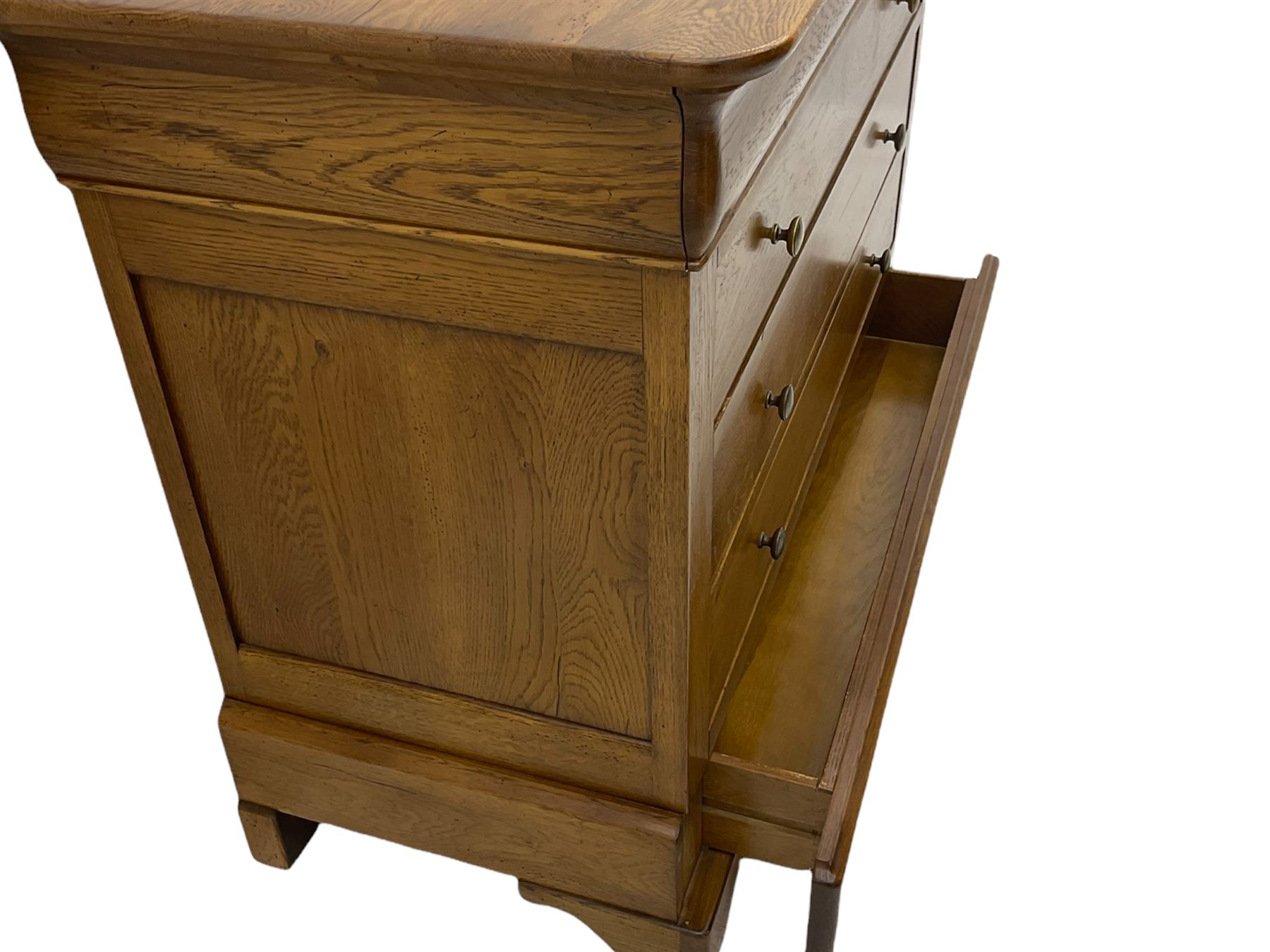 Barre Dugue - French oak five drawer chest with three drawers and frieze drawer at top and one at bottom 
