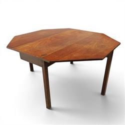 Mahogany octagonal drop lead dining table, on square supports, extends to 149cm