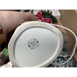 Shelley Maytime pattern sauce boat and saucer, Hornsea vases, blue and white Willow pattern dinner wares and a collection of other ceramics and glassware, in four boxes 