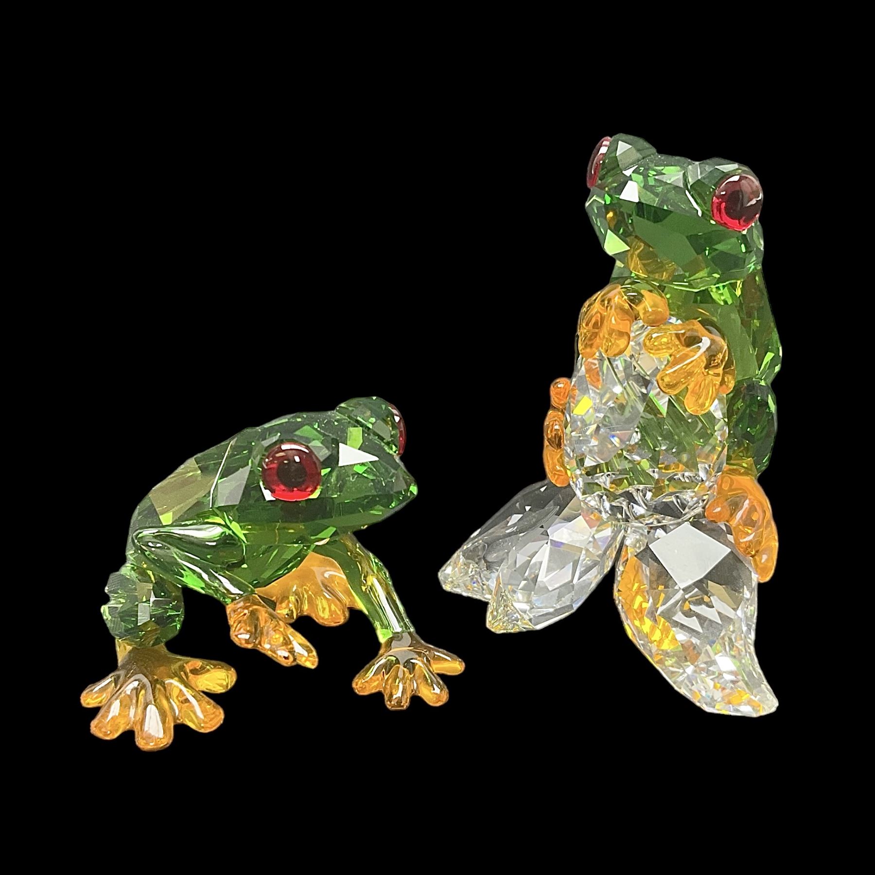 Pair Swarovski Crystal frogs, designed by Elizabeth Ademer, H8cm