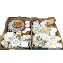 Mayfair dinnerwares in Indian Tree Pattern, together with other tea and dinnerwares, including two Horsea tea cups and saucers, two boxes.  