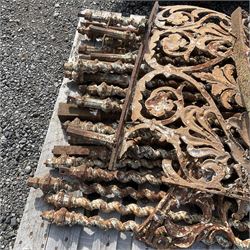 Cast iron staircase balustrade  - THIS LOT IS TO BE COLLECTED BY APPOINTMENT FROM DUGGLEBY STORAGE, GREAT HILL, EASTFIELD, SCARBOROUGH, YO11 3TX