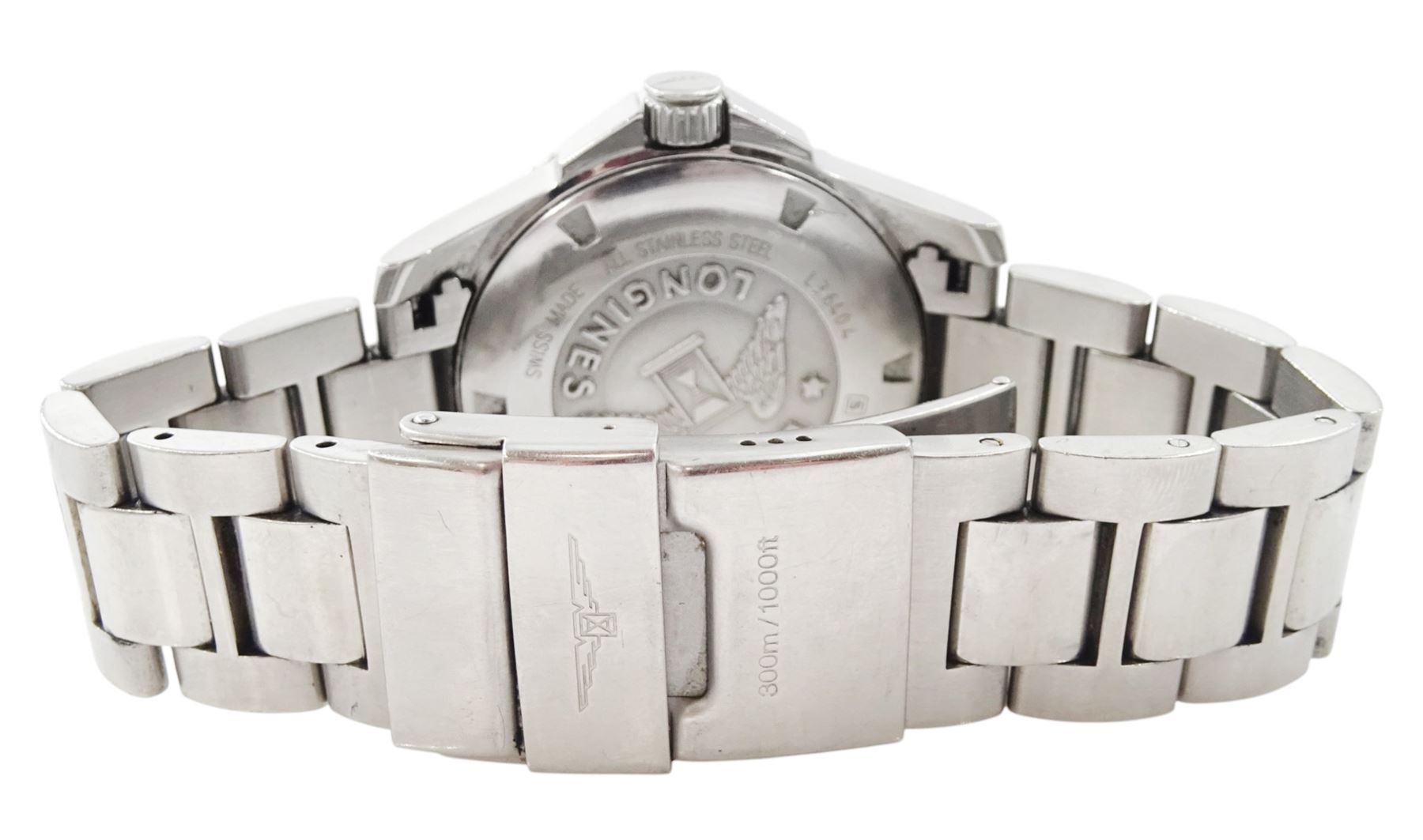 Longines HydroConquest gentleman's stainless steel quartz wristwatch, Ref. L3.640.4, blue dial with date aperture, on original stainless steel bracelet, with fold-over clasp