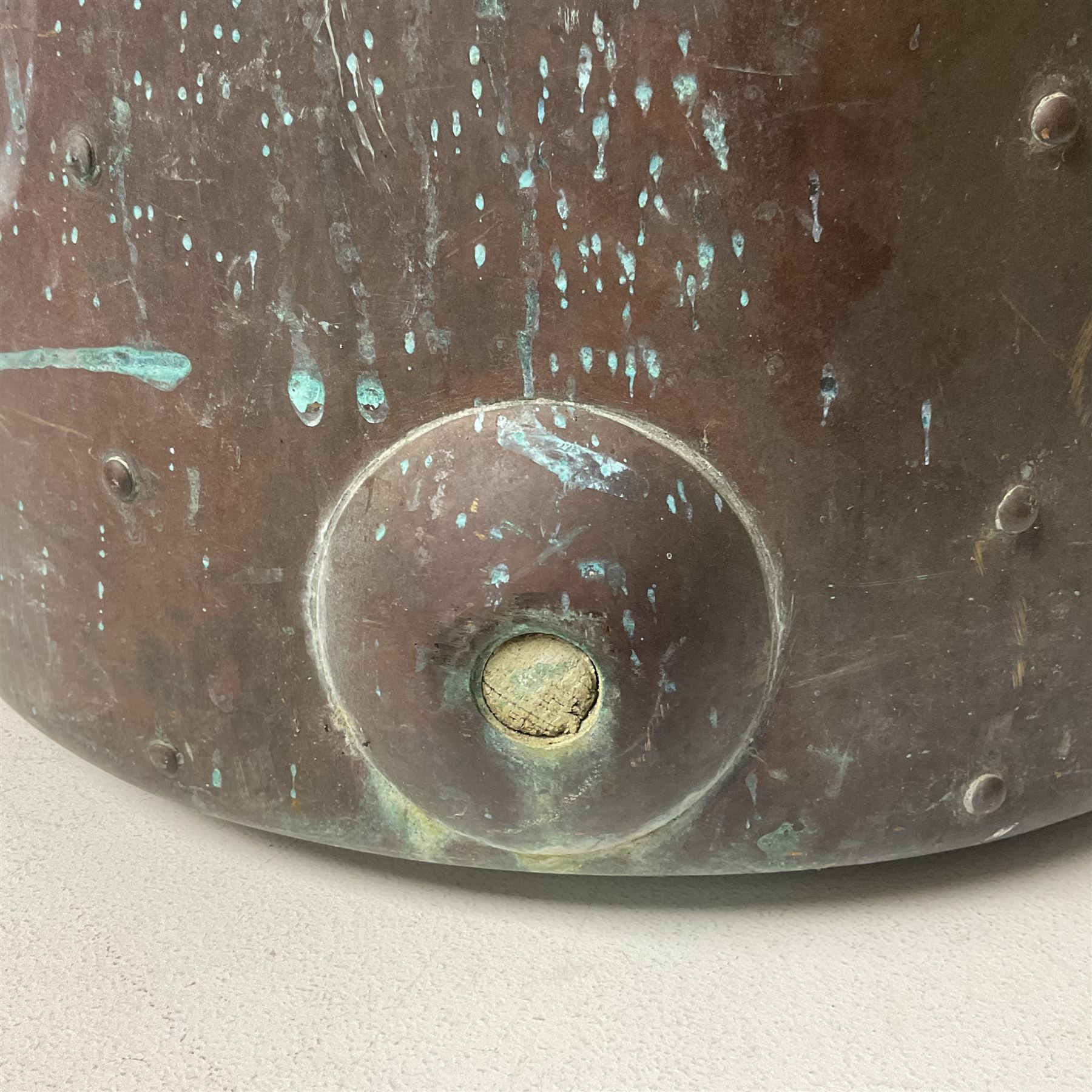 Twin handled copper boiling pan with fitting for a tap, H36cm, D39cm 