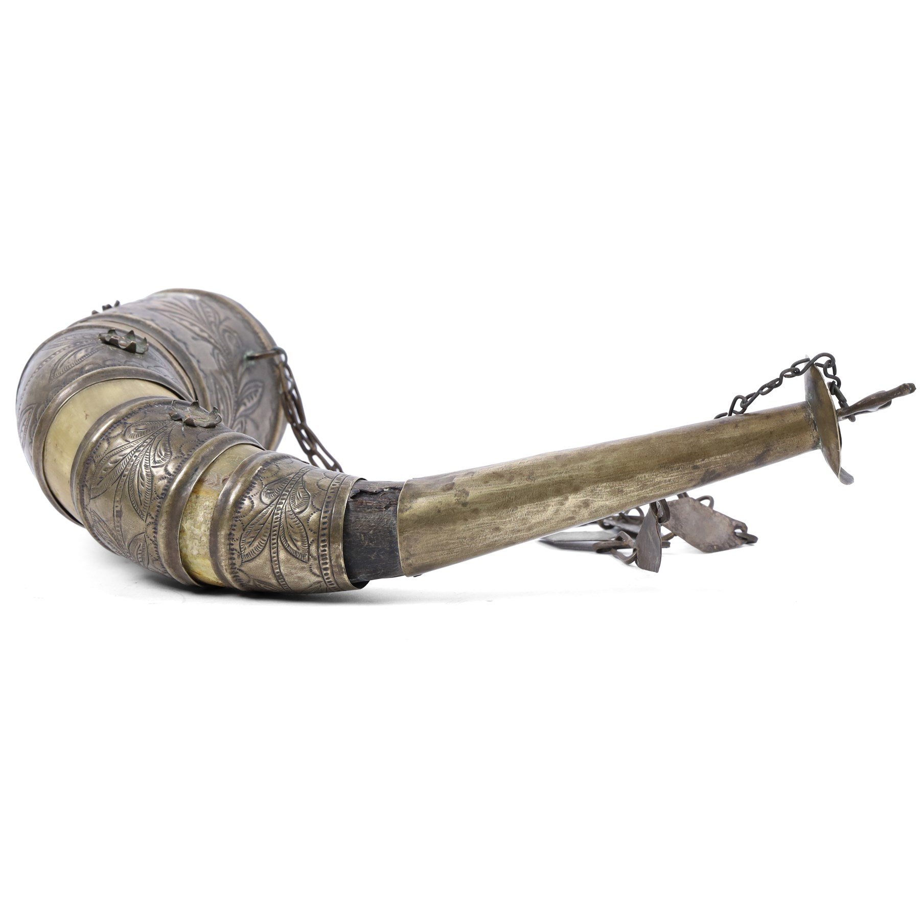 Horn powder flask, with metal mounts embossed with foliate decoration, L40cm