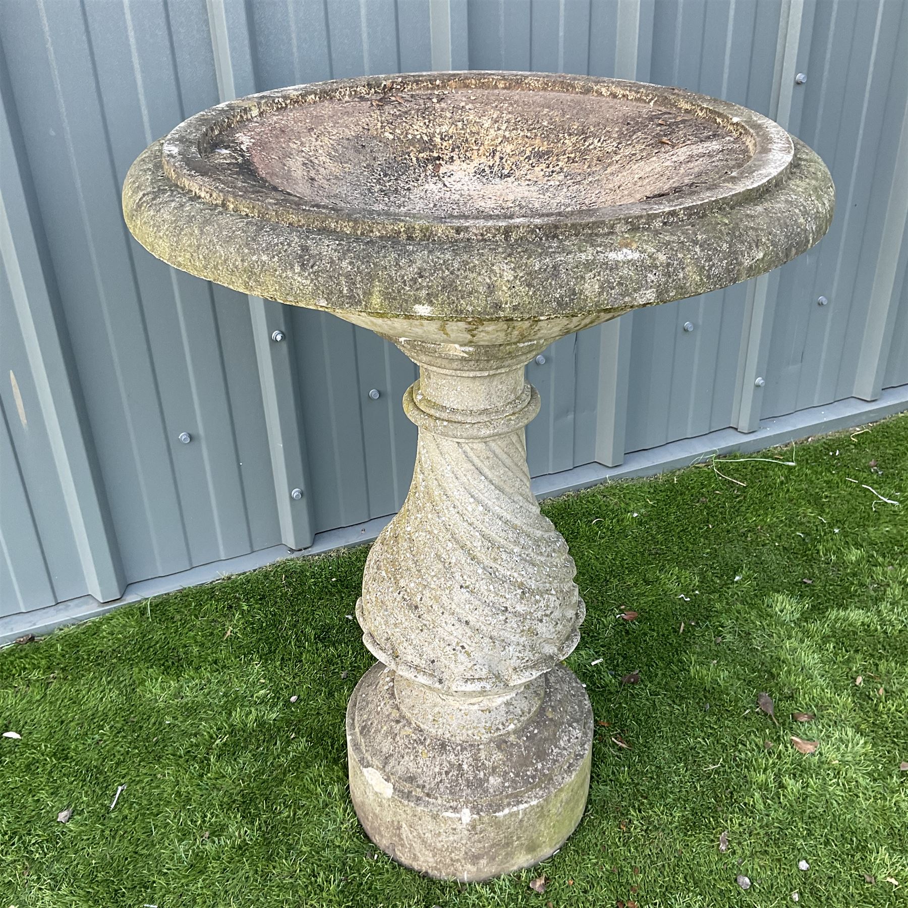 Haddon stone bird bath sundial - THIS LOT IS TO BE COLLECTED BY APPOINTMENT FROM DUGGLEBY STORAGE, GREAT HILL, EASTFIELD, SCARBOROUGH, YO11 3TX