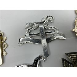 Military badges - approximately eighty predominantly staybrite glengarry, cap and collar badges and small quantity of plastic badges