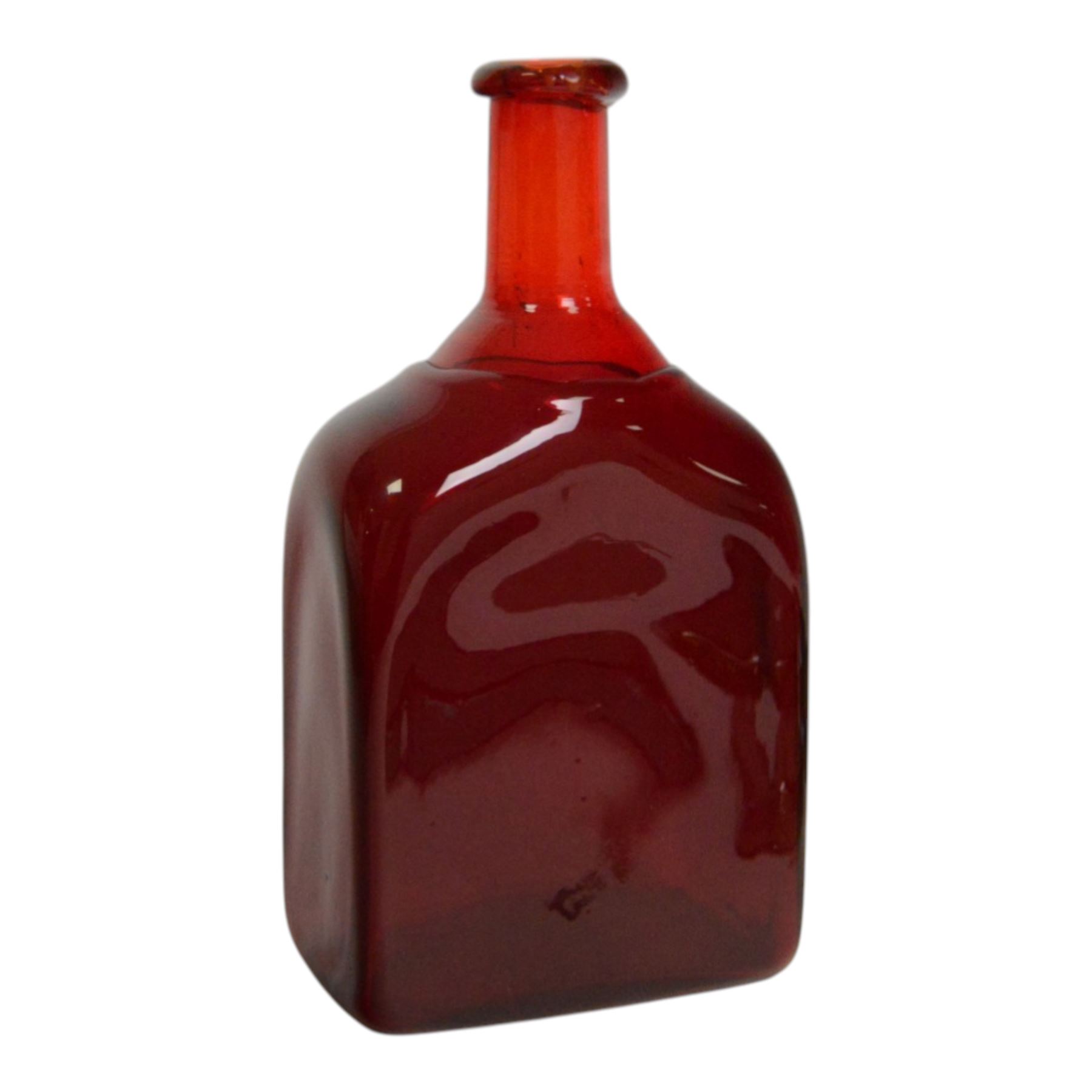 Mid century Finnish red glass bottle, designed by Nanny Still for Riihimaen Lasi, of square sided form with tall neck, H21.5cm, together with set of six mid century Finnish glass plates, designed by Kaj Franck, in smokey green, olive green and turquoise green, 13.5cm x 13.5cm