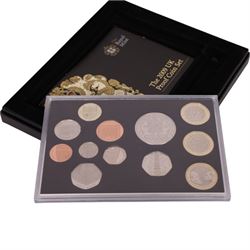 The Royal Mint United Kingdom 2009 proof coin set, including Kew Gardens fifty pence, boxed with certificate