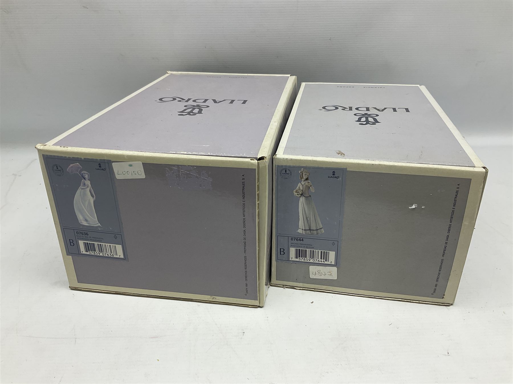 Two Lladro figures, comprising Innocence in Bloom no 7644 and Afternoon Promenade no 7636, both with original box, H28cm