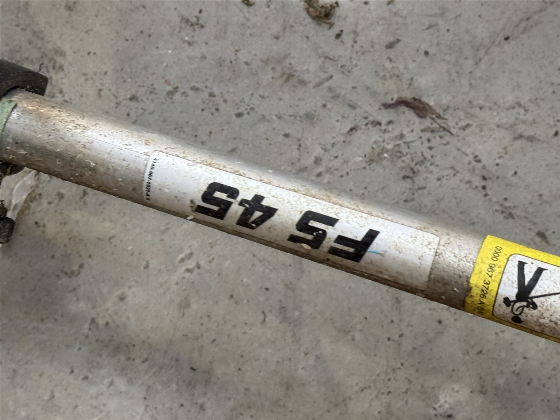 Stihl FS45 petrol strimmer