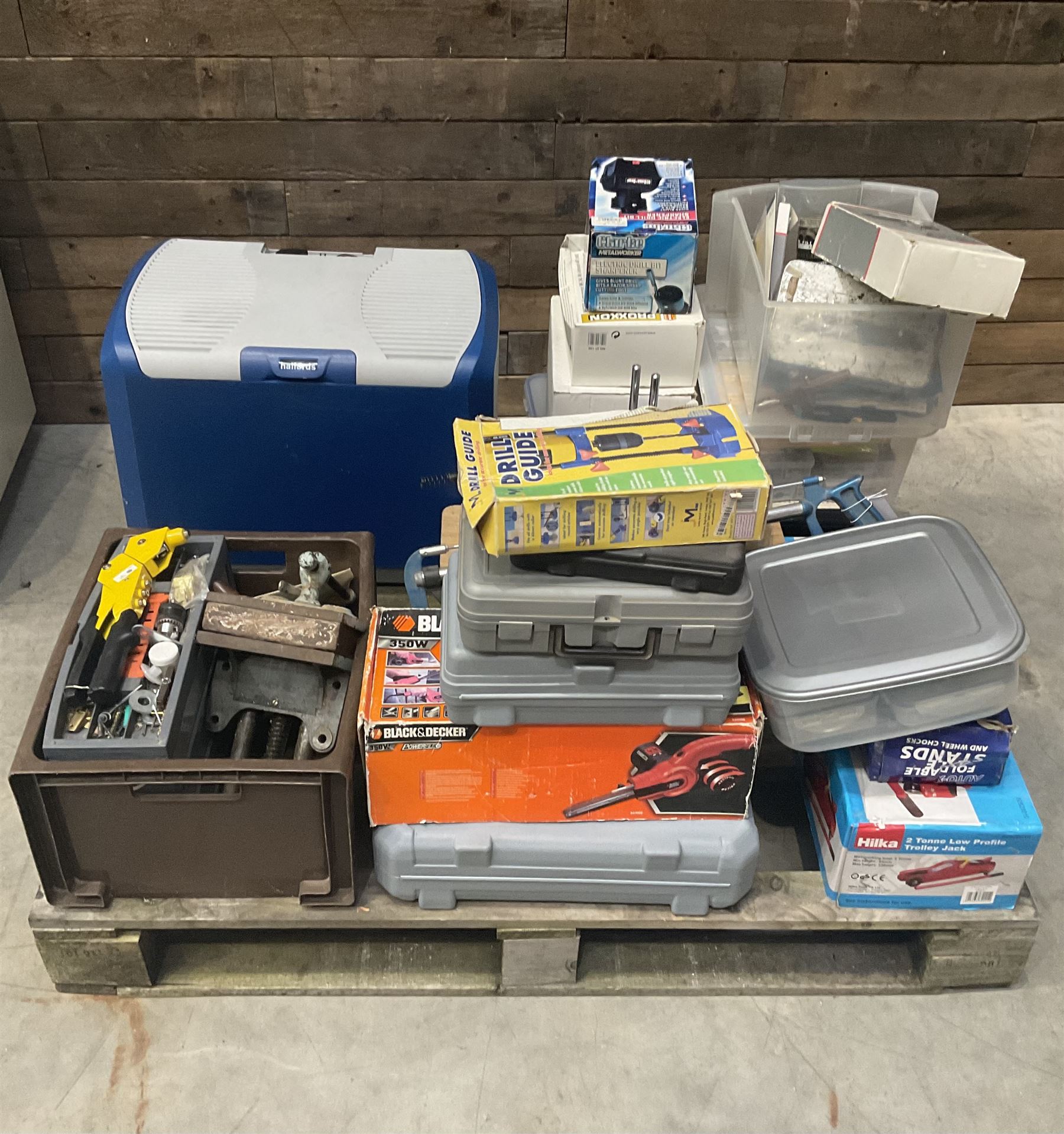 Black & Decker Powerfile, 2t trolley jack, axle stands, bench vice, framing kit, other tools and a Halfords cool box