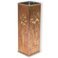 Newlyn Arts and Crafts copper square section vase with flowers and strapwork decoration H21cm and a Newlyn beaten copper circular tray with raised rim and centre panel of a yacht D28cm, both stamped 'Newlyn' (2)